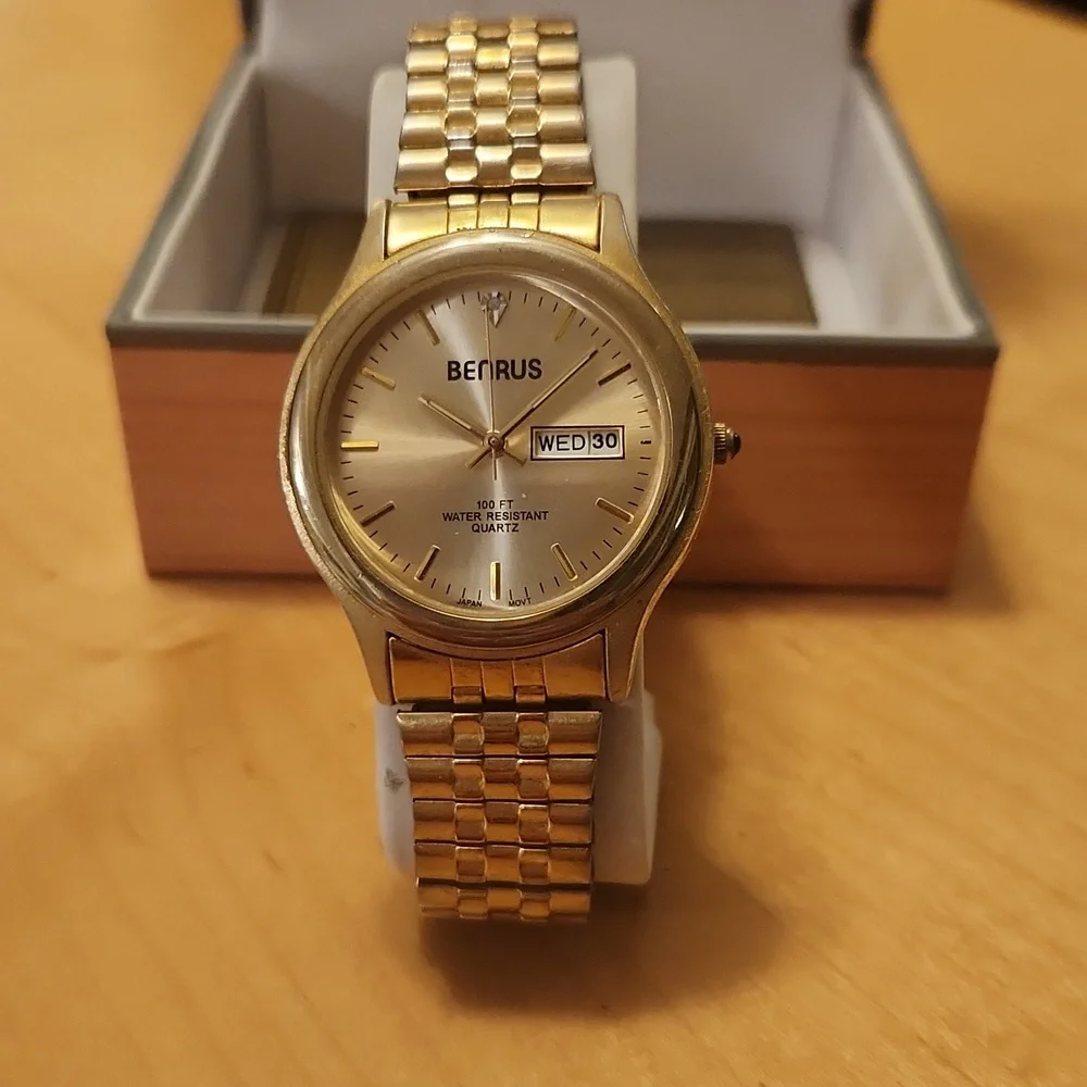 Benrus Men's Diamind Day/Date Gold Quartz Watch
